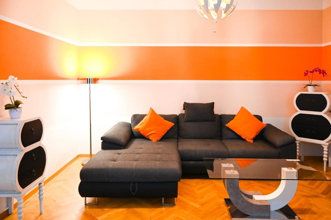 Bright Universitaet Apartment